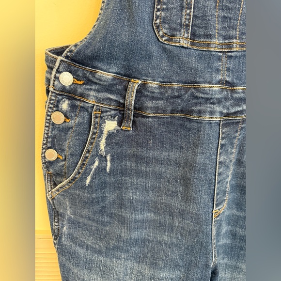 Judy Blue Classic Denim Shortalls *GREAT CONDITION* - Picture 3 of 12